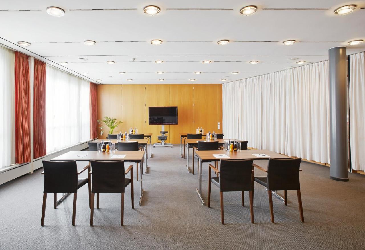 Hotel Krone Dornbirn Bagian luar foto